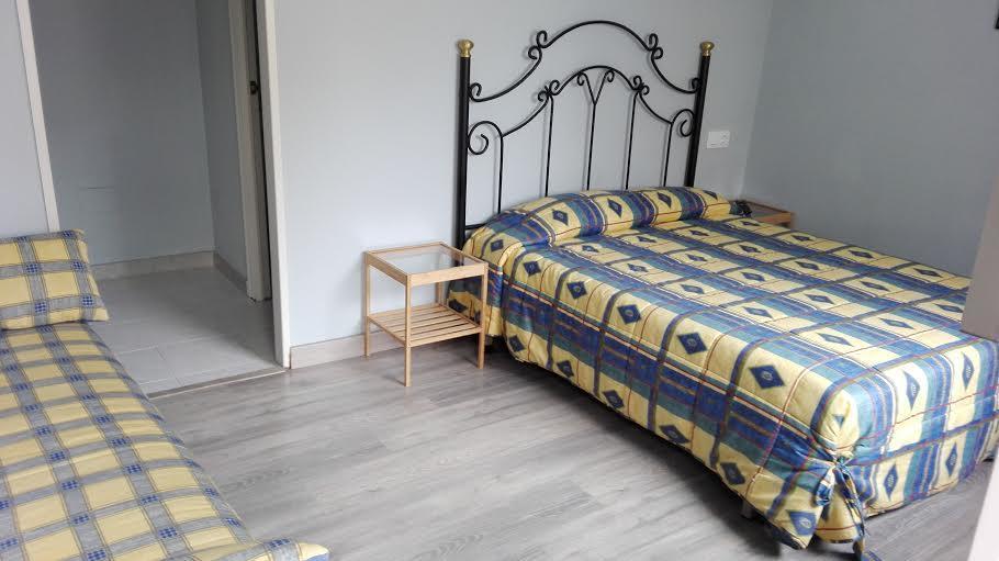 לאנס Albergue La Casona Del Peregrino מראה חיצוני תמונה